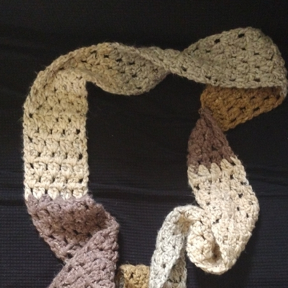 Handmade Elegant Crochet Scarf in Cream and Brown​​ - Picture 1 of 1